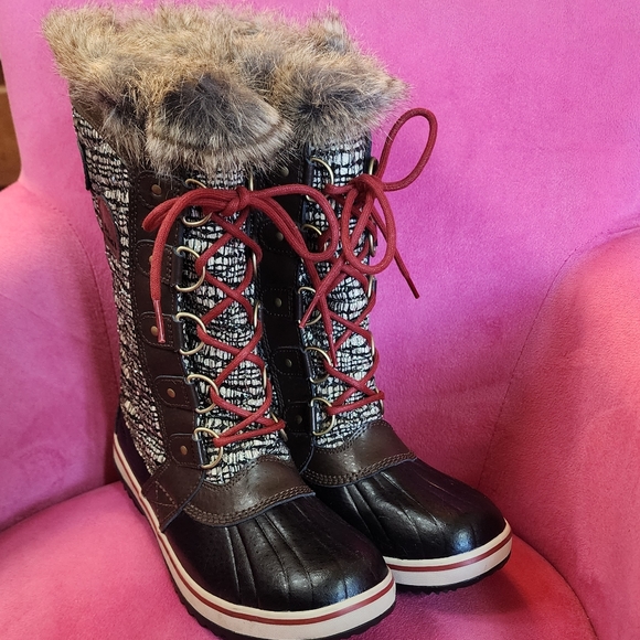 SOREL SNOW BOOTS SZ 8 - Picture 6 of 15